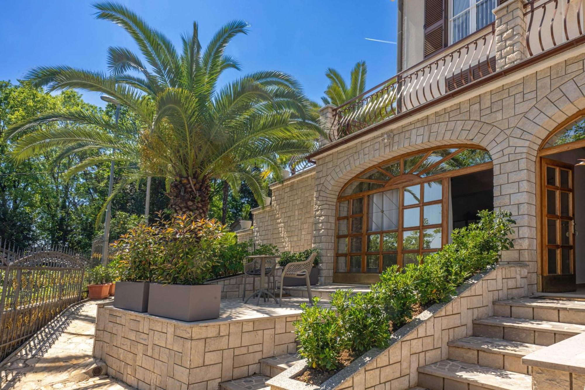 لوفغان Villa Klaric المظهر الخارجي الصورة